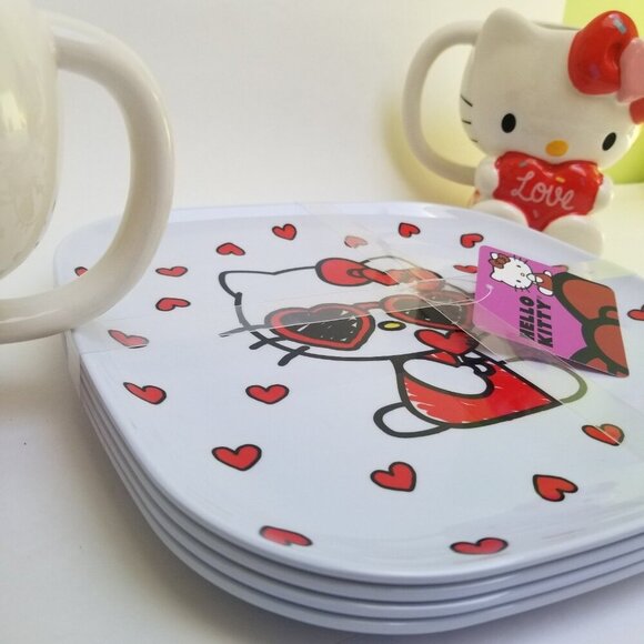 Hello Kitty Heart Valentines Romantic Acrylic Plate and Ceramic Cup set - Picture 3 of 7